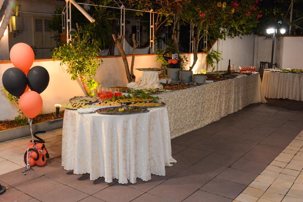 Hotel All'Antico Pozzo Barcellona-Pozzo di Gotto Exterior photo